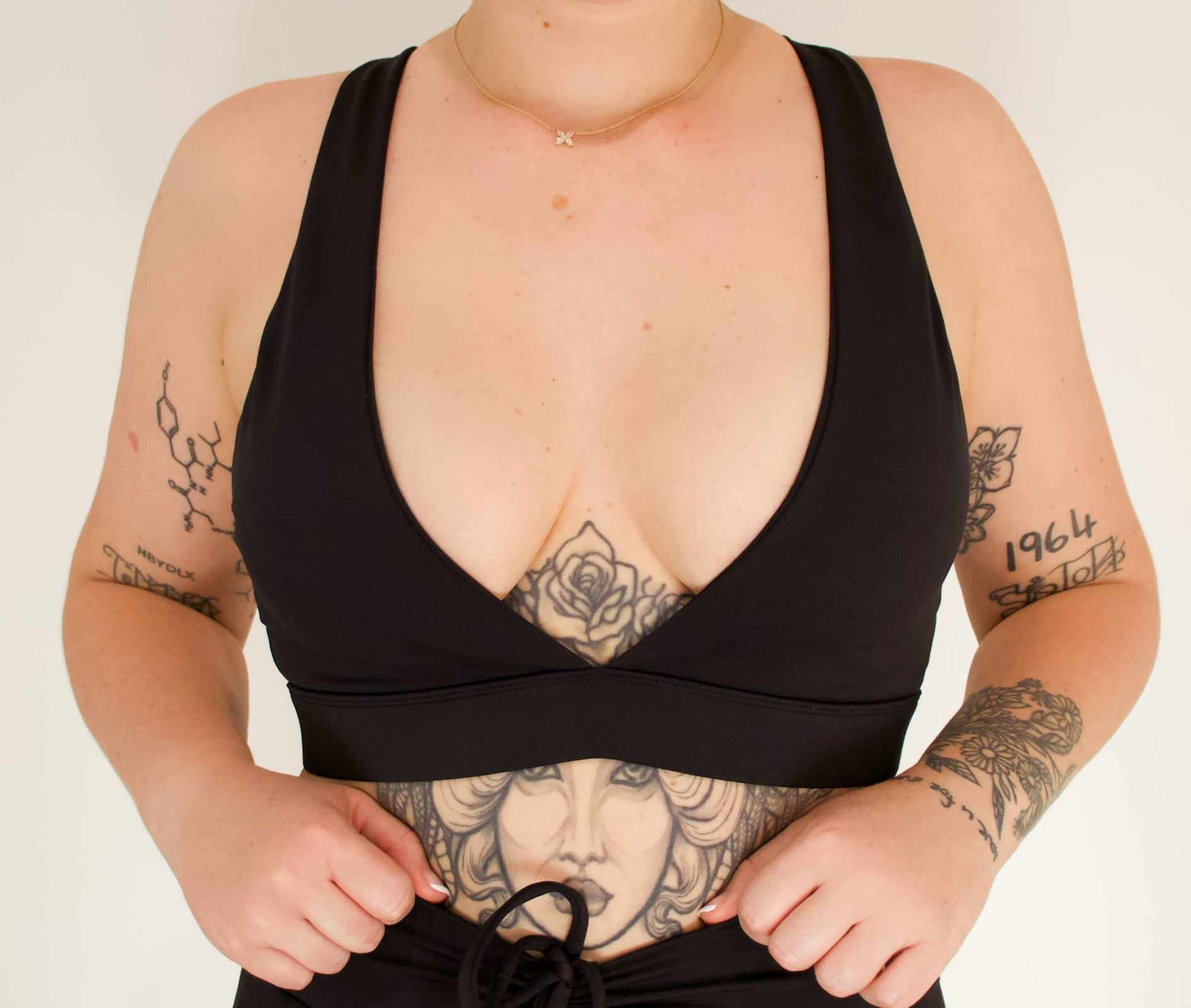 OB V Neck Cross Back Sports Bra